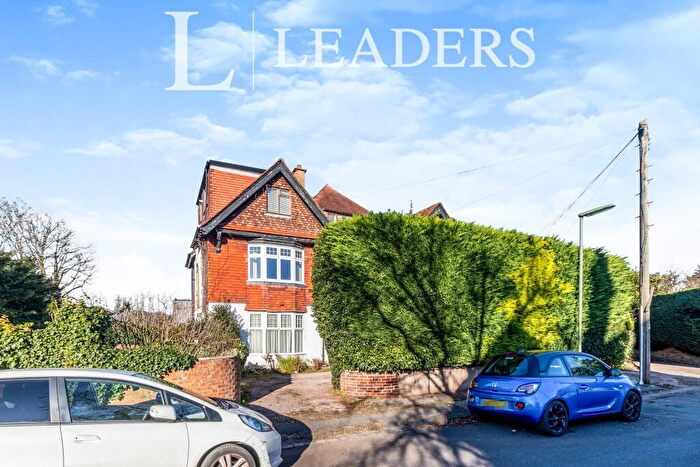 1 Bedroom House To Rent In Room Ashdown Road, KT17
