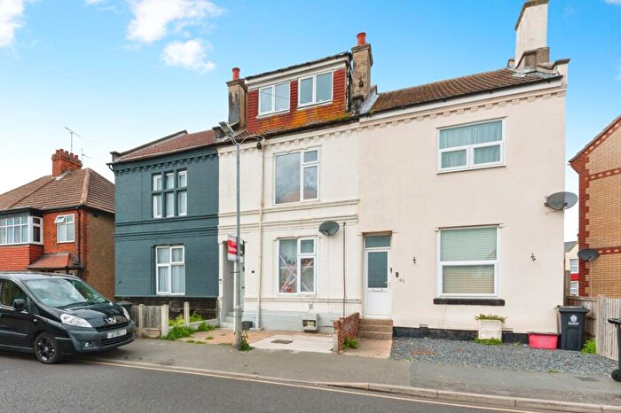 4 Bedroom Terraced House For Sale In Oxford Road, Clacton-on-Sea, Essex, CO15