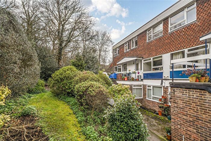 2 Bedroom Maisonette For Sale In Caveside Close, Chislehurst, BR7