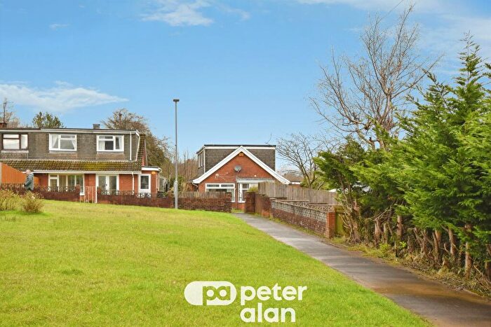4 Bedroom Detached Bungalow For Sale In Salisbury Close, Heolgerrig, Merthyr Tydfil, CF48