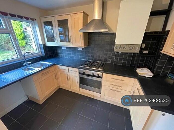 3 Bedroom Semi-Detached House To Rent In Jasmine Close, Nottingham, NG9