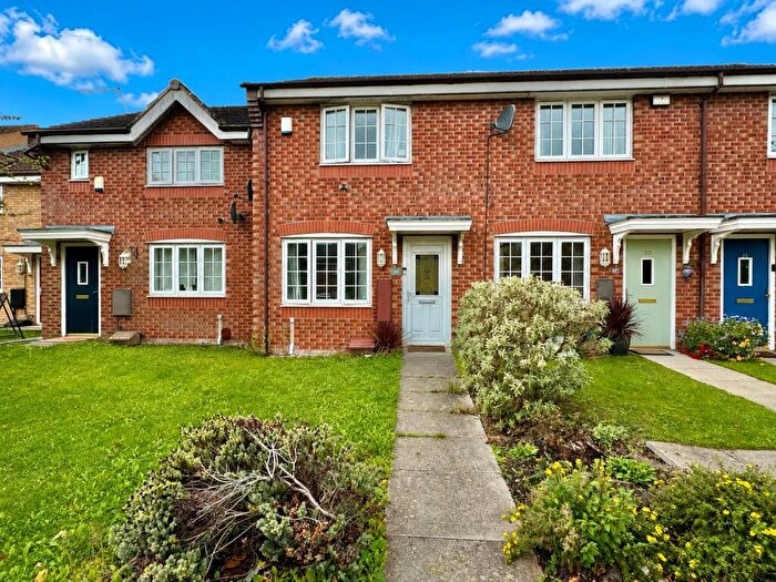 2 Bedroom Mews For Sale In Royal Drive, Fulwood, Preston, Lancashire, PR2