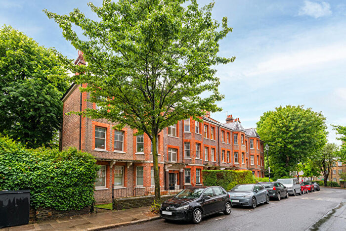 4 Bedroom Flat To Rent In Westmoreland House, Fieldway Crescent, Islington, London, N5