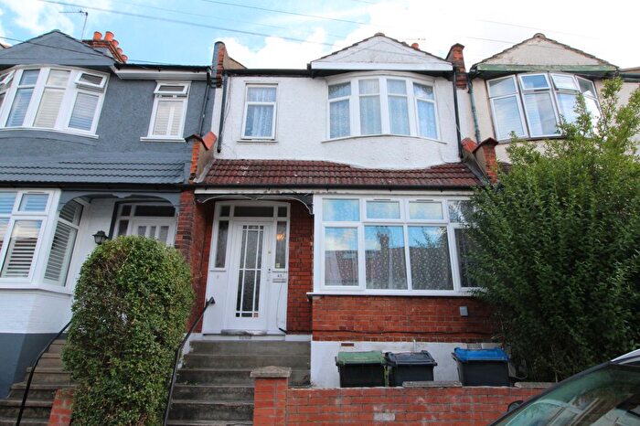 3 Bedroom Terraced House To Rent In Hythe Road, Thornton Heath, CR7