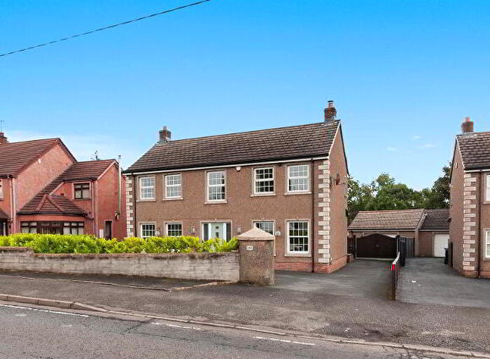 5 Bedroom Detached House For Sale In Hillhead Road, Ballyclare, BT39