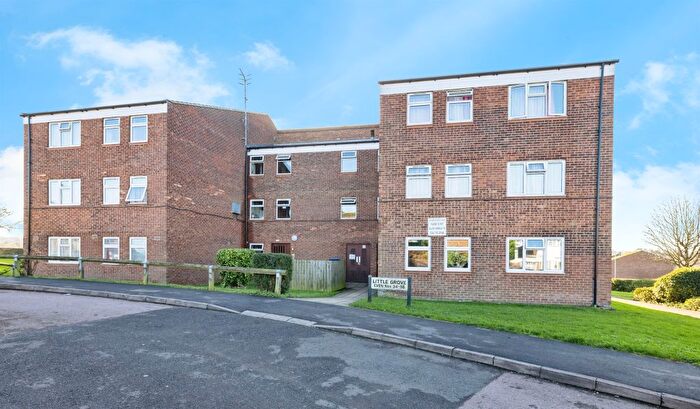 3 Bedroom Flat For Sale In Little Grove, Bushey, WD23