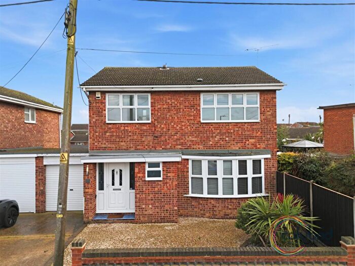 3 Bedroom Detached House For Sale In Baardwyk Avenue, Canvey Island, SS8
