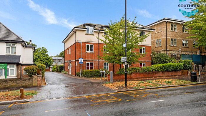 2 Bedroom Flat For Sale In Darwin Court, Warham Road, South Croydon, CR2