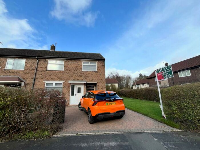 3 Bedroom House To Rent In Pickmere Road, Handforth, Cheshire, SK9