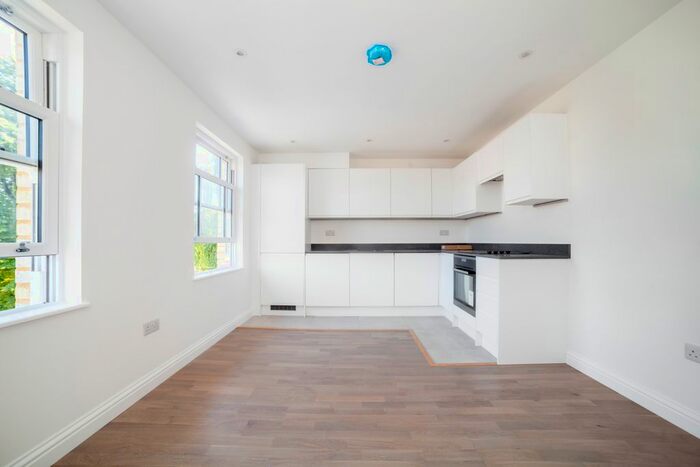 1 Bedroom Flat To Rent In Flaxman Road, London, SE5