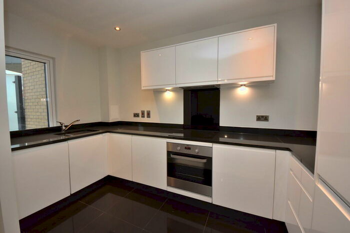 1 Bedroom Apartment To Rent In Clarence Avenue, Gants Hill, Ilford, IG2