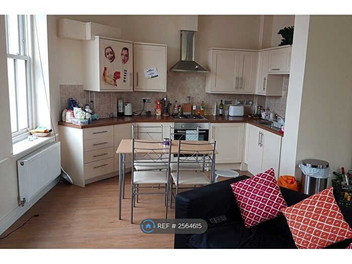 2 Bedroom Flat To Rent In Glengall Road, London, SE15