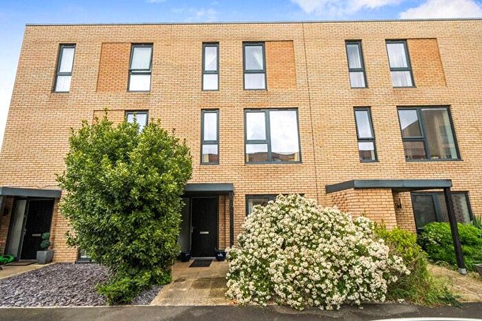 3 Bedroom Terraced House For Sale In Whittle Avenue, Trumpington, Cambridge, Cambridgeshire, CB2