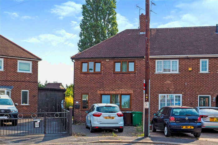 3 Bedroom House To Rent In Bingley Close, Nottingham, NG8