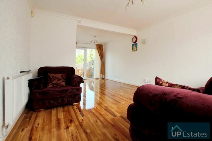 3 Bedroom Terraced House To Rent In Blackberry Lane, Coventry, CV2