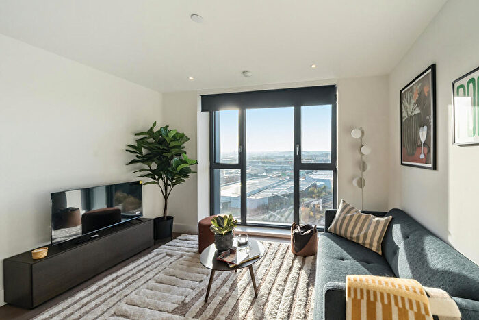 Studio To Rent In Whitehall, Leeds, LS12