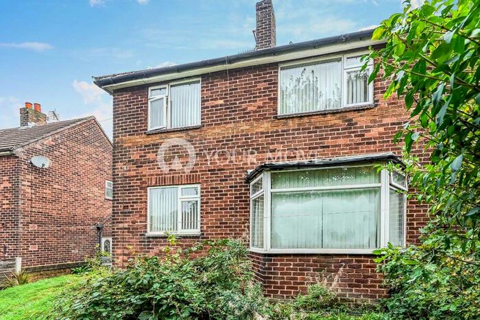 3 Bedroom Semi-Detached House To Rent In Falcon Crescent, Clifton, Swinton, Manchester, M27