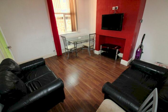 4 Bedroom Terraced House To Rent In Trafford Street, Preston, Lancashire, PR1