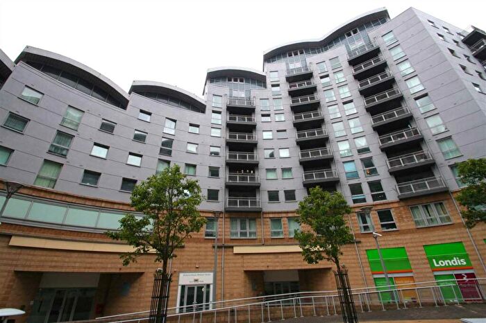 2 Bedroom Apartment To Rent In Town Centre, Basingstoke, Hampshire, RG21