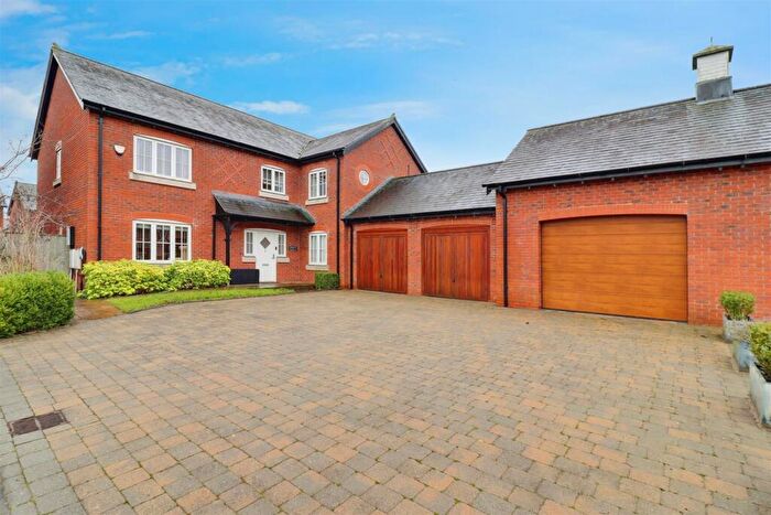 5 Bedroom Detached House For Sale In Meadowside, Smallwood, Sandbach, CW11