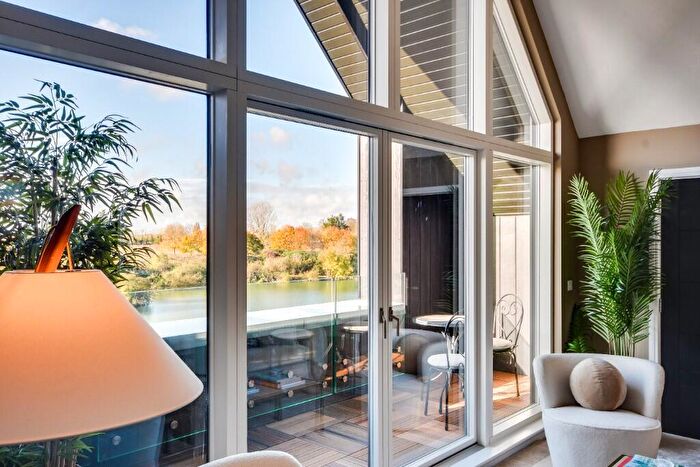 5 Bedroom Detached House For Sale In Channels, Chelmsford, CM3