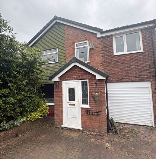 4 Bedroom Detached House For Sale In Burns Fold, Dukinfield, Greater Manchester, SK16