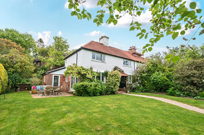 4 Bedroom Semi Detached House For Sale In Kingsley Green, Haslemere, GU27