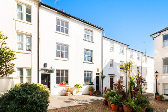 4 Bedroom House For Sale In Farman Street, Hove, BN3