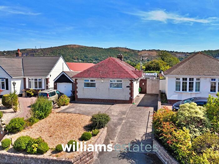 2 Bedroom Detached Bungalow For Sale In Ffordd Ffynnon, Prestatyn, LL19