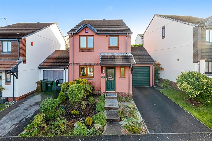 3 Bedroom Detached House For Sale In Seymour Drive, Dartmouth, TQ6