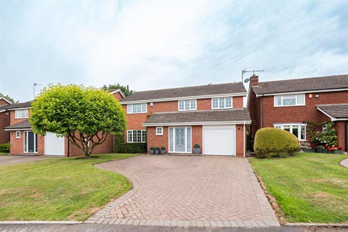 4 Bedroom Detached House To Rent In Beconsfield Close, Dorridge, Solihull, B93