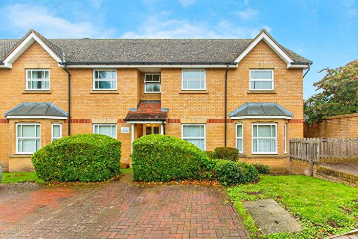 2 Bedroom Flat For Sale In Broad Street, Great Cambourne, Cambridge, CB23