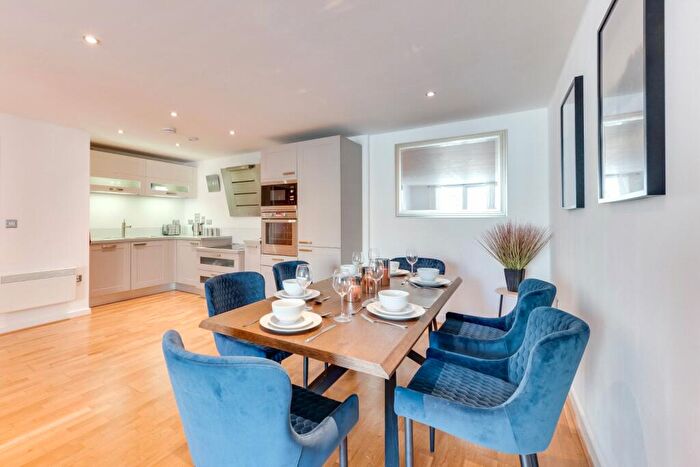 2 Bedroom Apartment To Rent In Avalon, West Street, Brighton, BN1