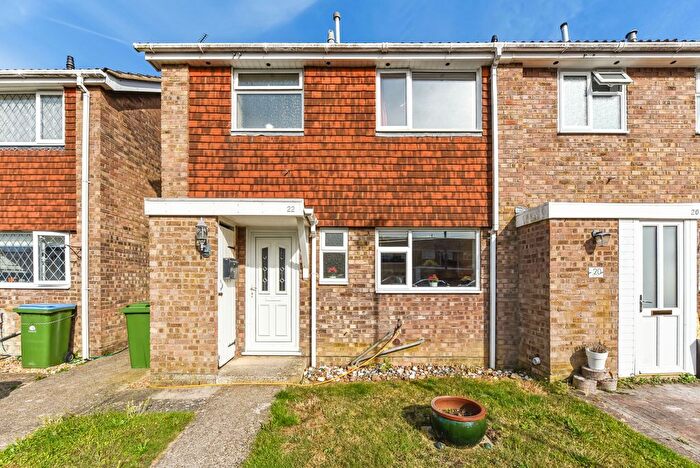 2 Bedroom End Terrace House For Sale In Findon Drive, Felpham, PO22
