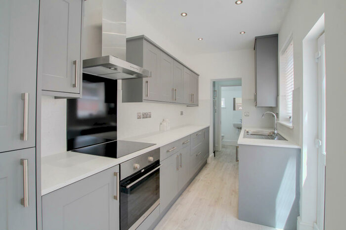 2 Bedroom Terraced House To Rent In Montague Road, Clarendon Park, Leicester, LE2