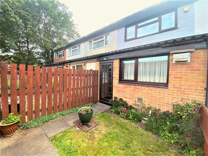 3 Bedroom Terraced House To Rent In Charnwood Road, Hillingdon, UB10