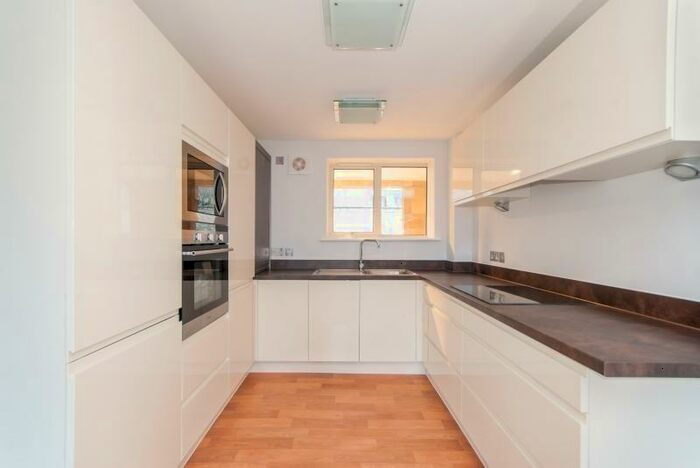 1 Bedroom Apartment To Rent In Lansdown Villas, Camden Row, Bath, BA1