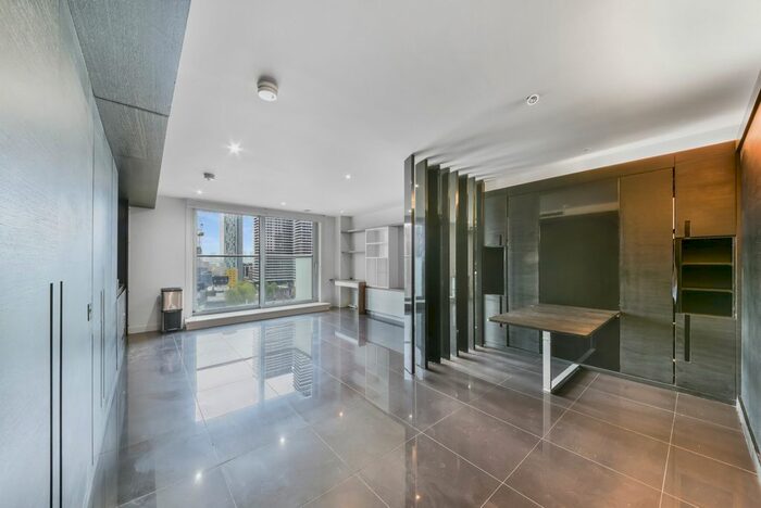 Studio To Rent In West Tower, Pan Peninsula, Canary Wharf, London, E14