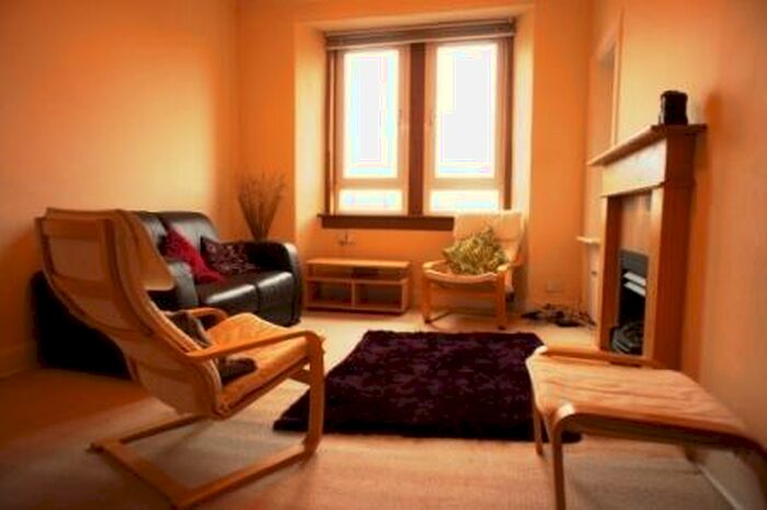 1 Bedroom Flat To Rent In , Kings Road, Edinburgh, EH15