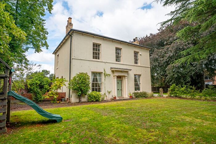 5 Bedroom Detached House For Sale In Cowick Road, Snaith, East Riding Of Yorkshire, DN14
