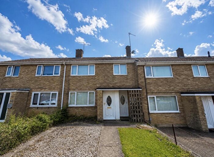 3 Bedroom Terraced House To Rent In Farmstead Road, Corby, NN18