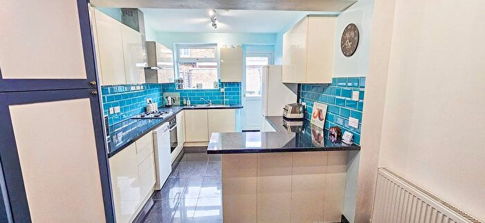 3 Bedroom Terraced House For Sale In West Ham, London, E15