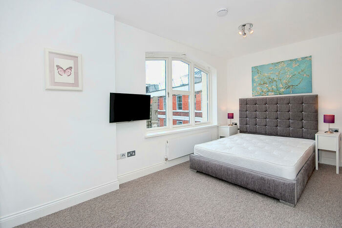 1 Bedroom Penthouse To Rent In Anglers Lane, NW5
