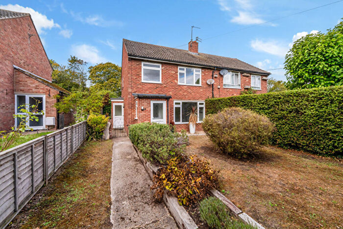 3 Bedroom Semi-Detached House To Rent In Moreton Road, Aston Upthorpe, Didcot, OX11