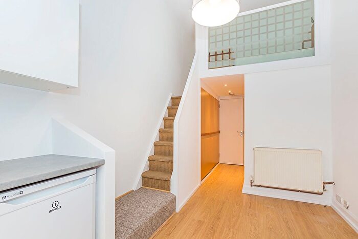 Studio To Rent In Fitzjohns Avenue, Hampstead, NW3