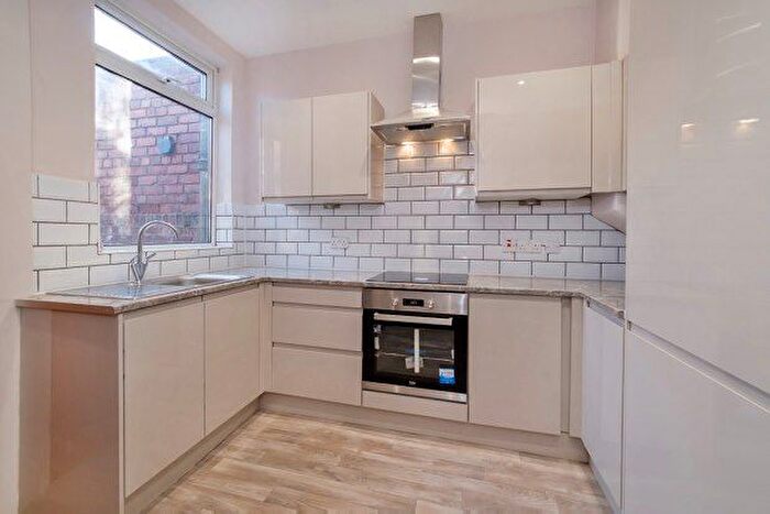 2 Bedroom Terraced House To Rent In Oakville Street, York, YO31