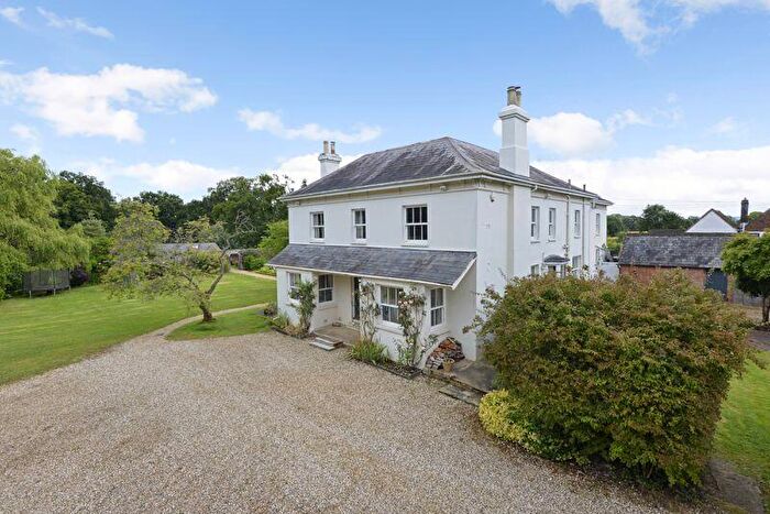 5 Bedroom Detached House For Sale In Guildford Road, Cranleigh, GU6