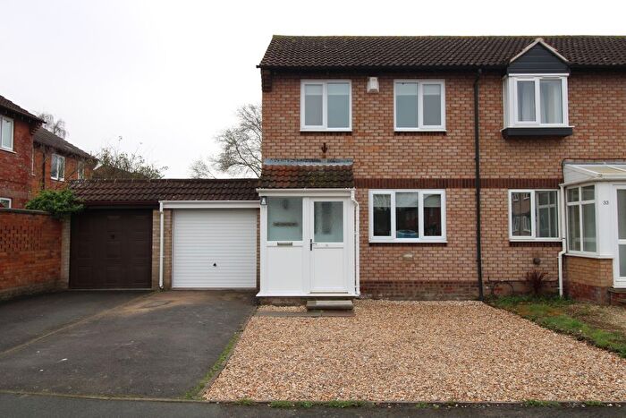 3 Bedroom Property To Rent In Linley Close, Bridgwater, TA6