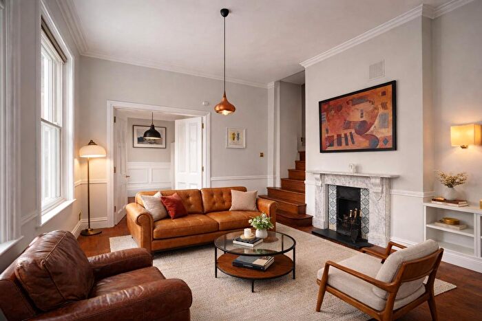 2 Bedroom Property To Rent In Harrington Gardens, South Kensington, SW7