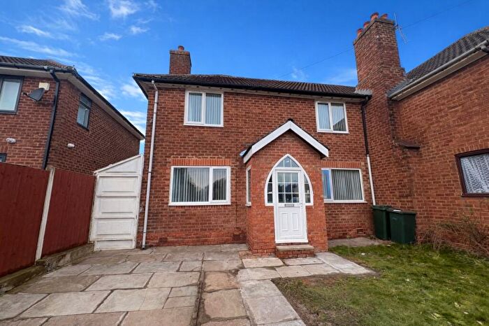 3 Bedroom Semi Detached House To Rent In Wheatcroft Road, B33